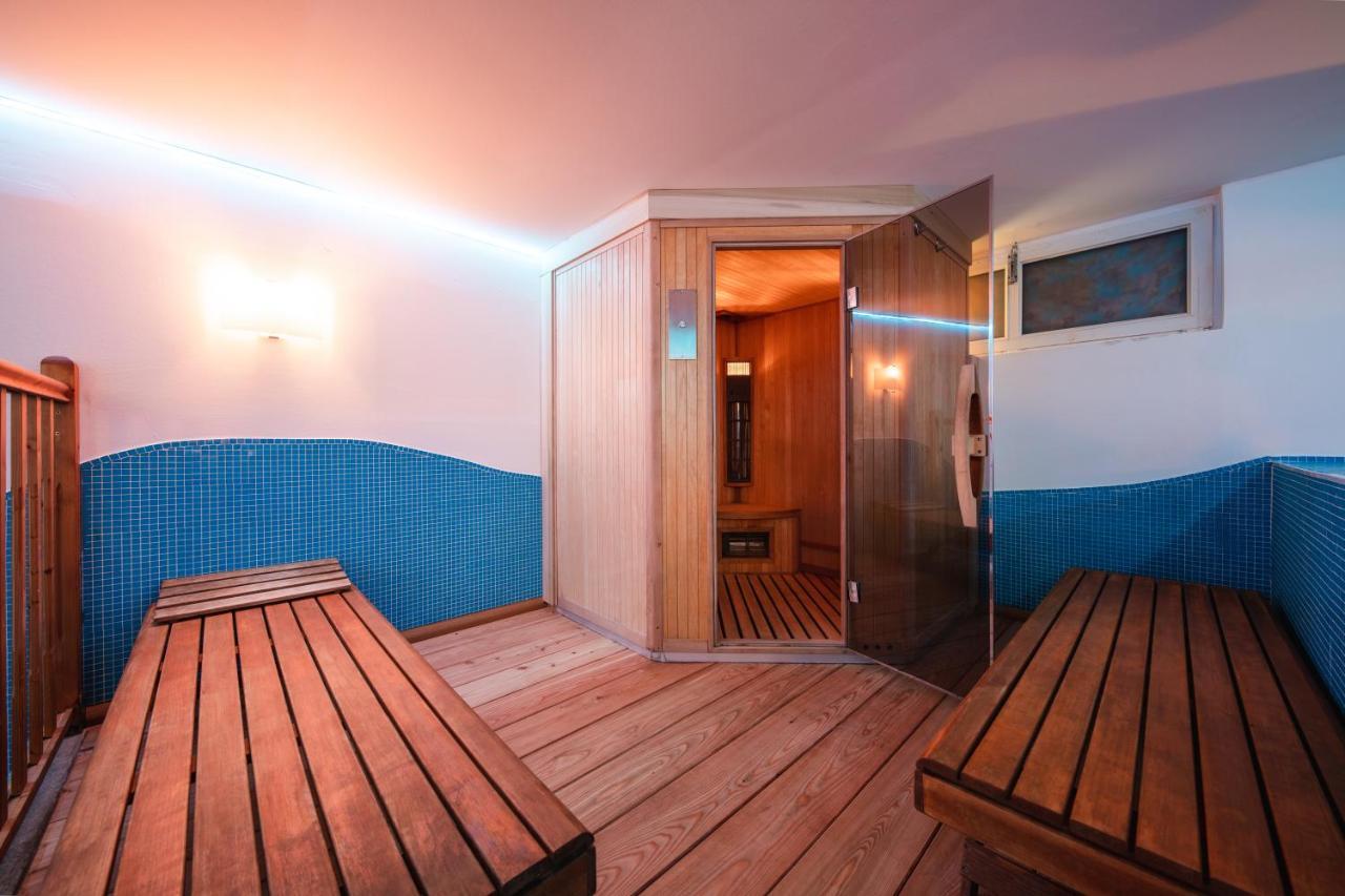 Hotel Elena Сент-Винсент Экстерьер фото