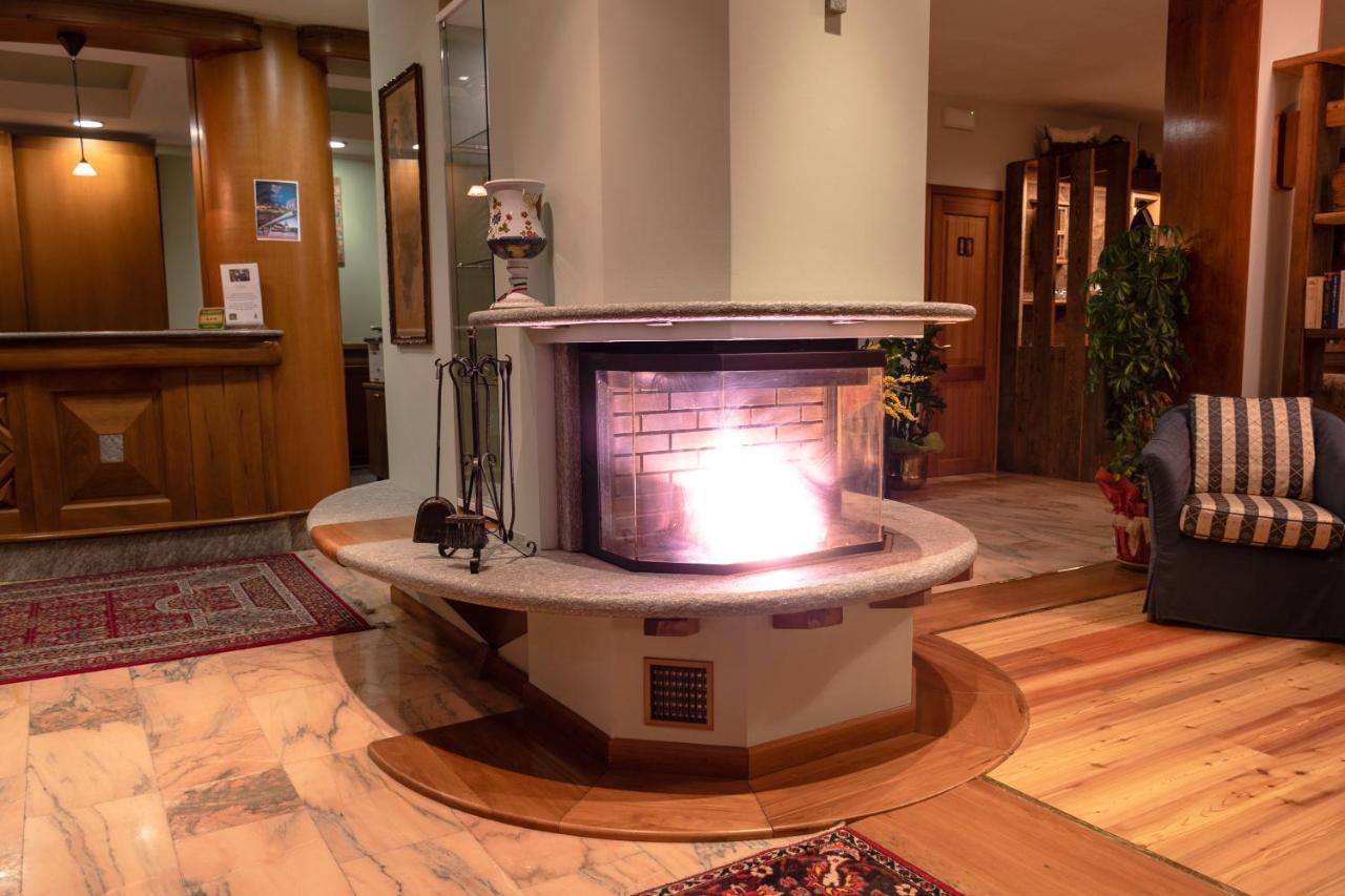Hotel Elena Сент-Винсент Экстерьер фото