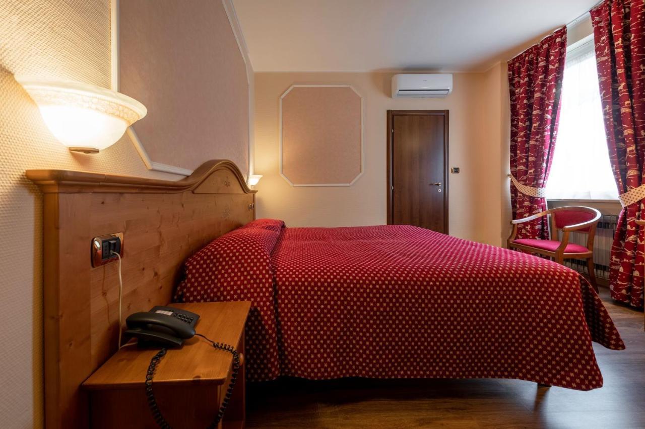 Hotel Elena Сент-Винсент Экстерьер фото