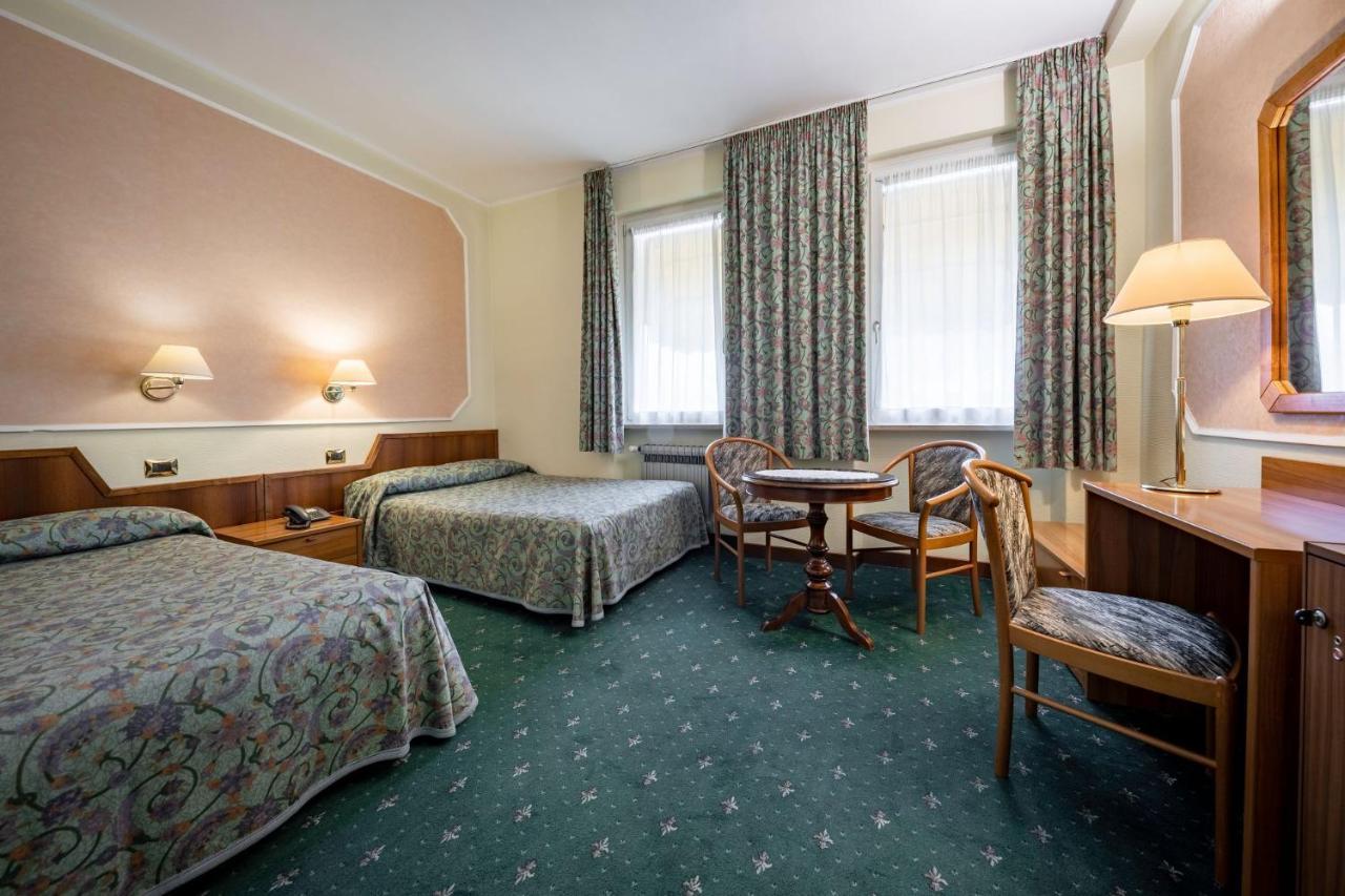 Hotel Elena Сент-Винсент Экстерьер фото